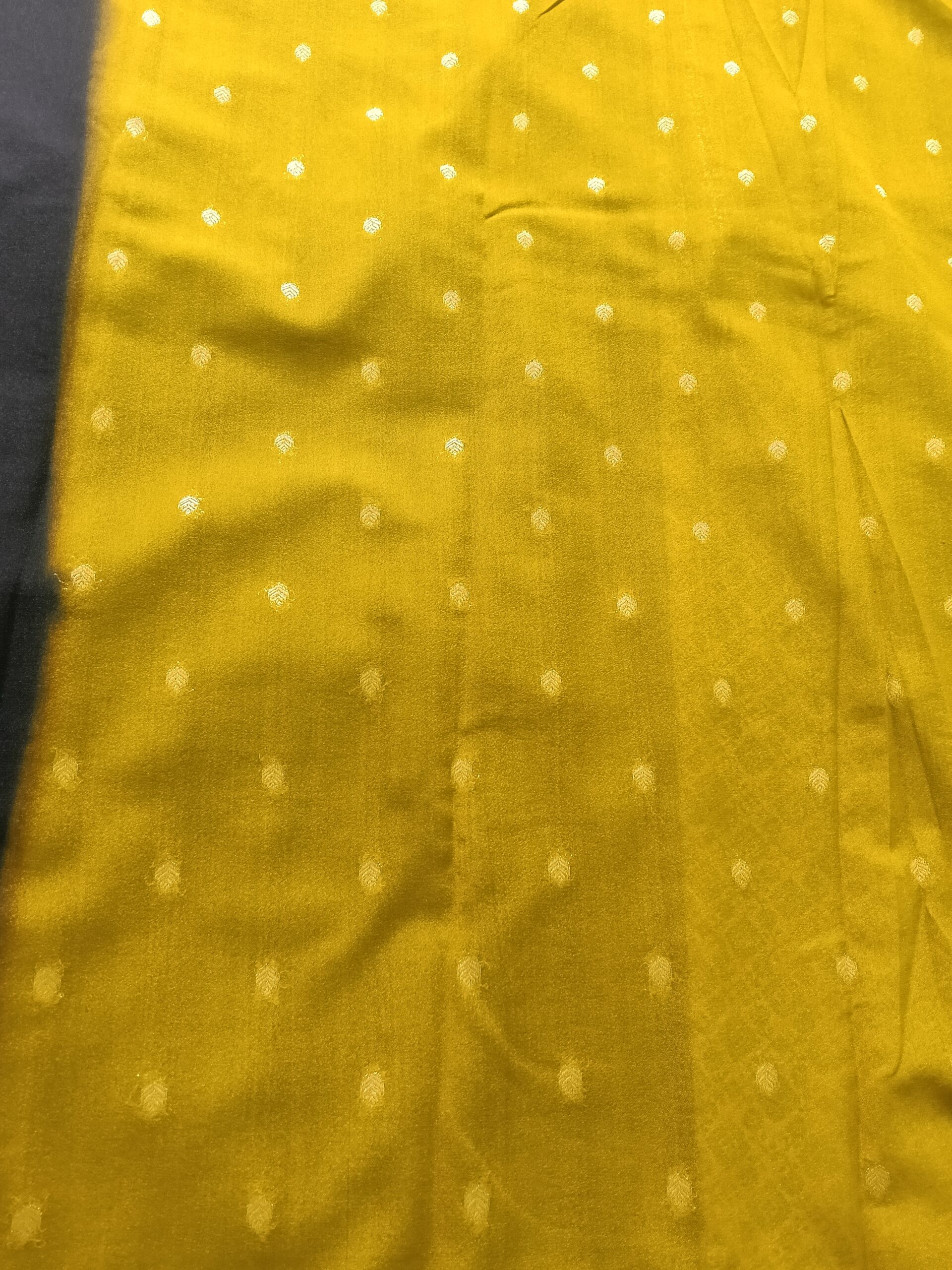 Jet Black Green Border Swan Print Semi Silk Saree - Image 5